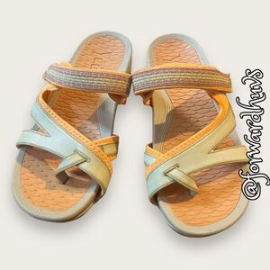 Yuu Phoria Daley Orange Beige Sandals Size 6